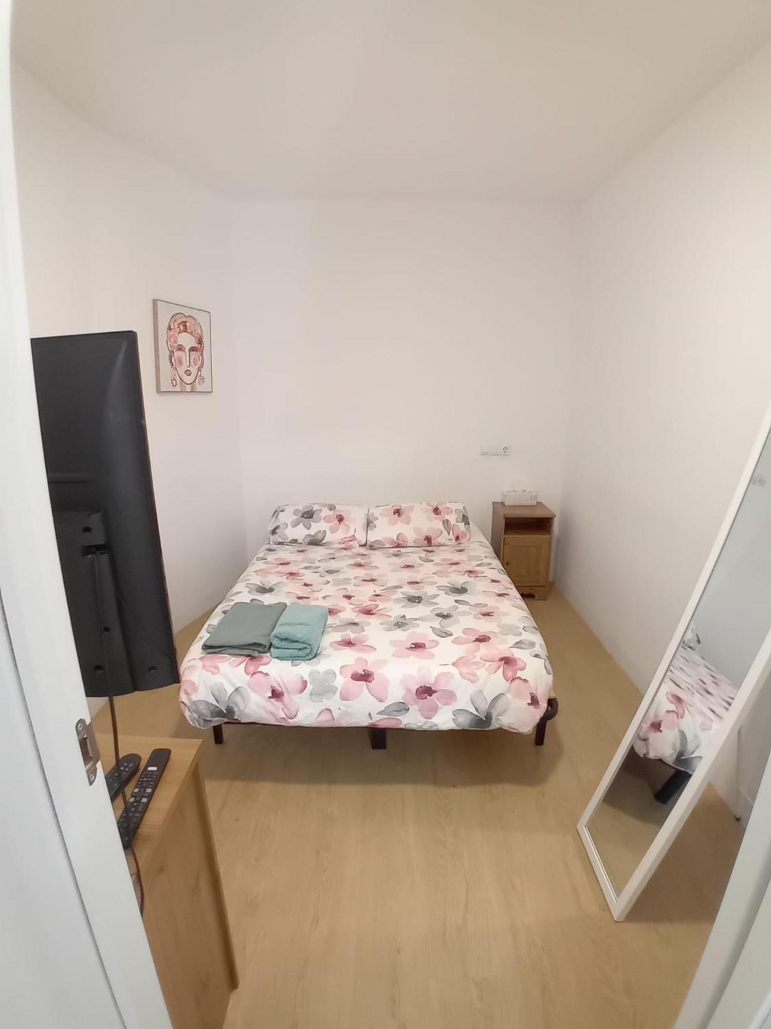 Alquilo Mini Departamento Apartment Sant Boi de Llobregat Exterior photo