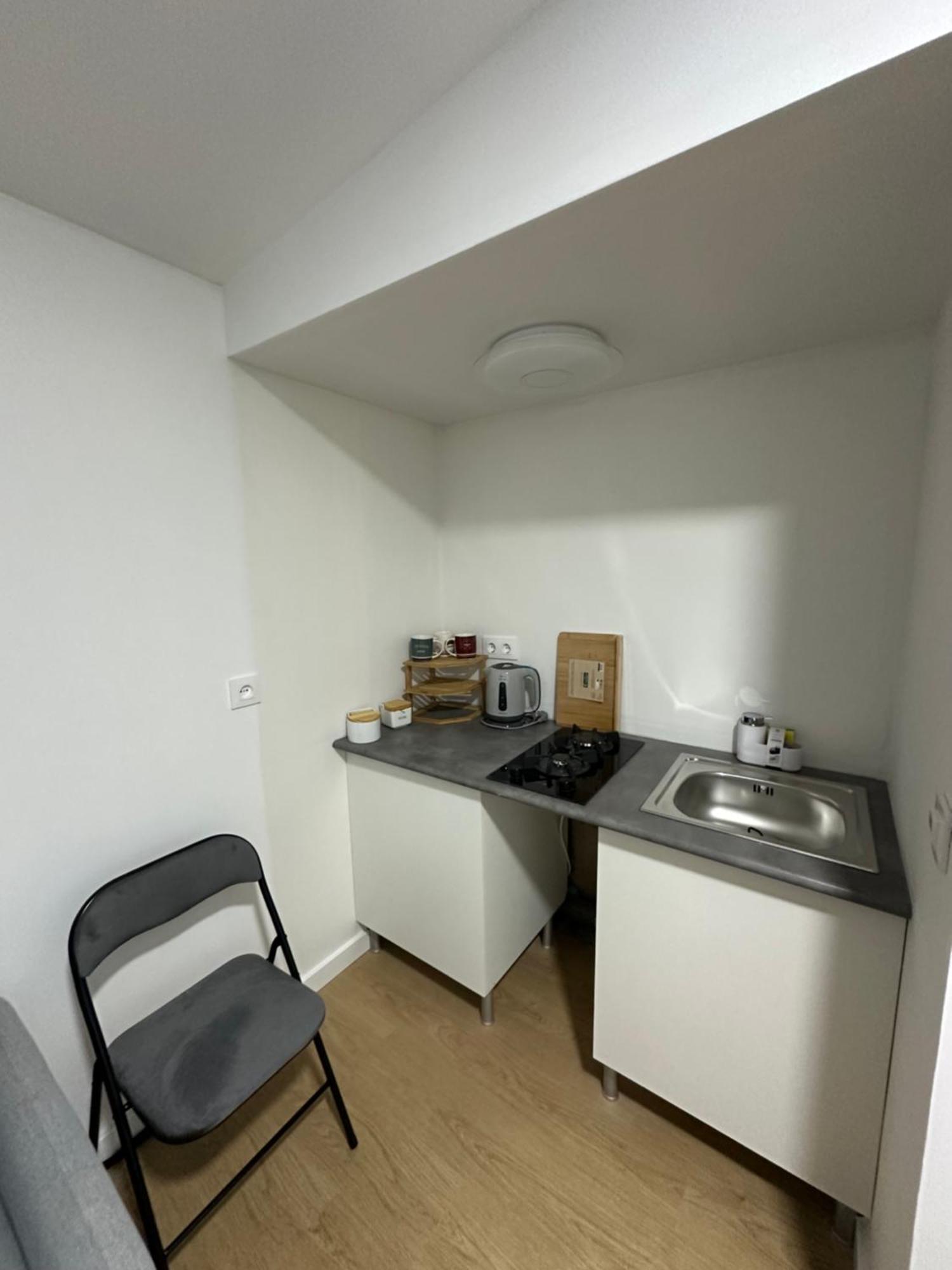 Alquilo Mini Departamento Apartment Sant Boi de Llobregat Exterior photo